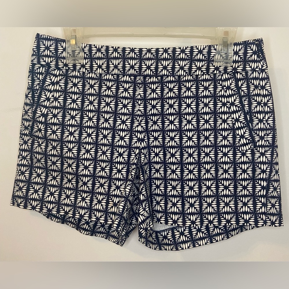 J. Crew Short 4 Women’s White and Blue Printed 100% Cotton Side Zipper Chino